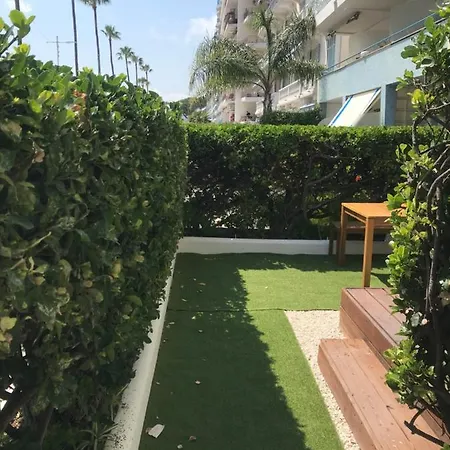 公寓 Exclusive Seafront Gem - Direct Beach Access - Terrace - Private Parking - 8 People - Juan-Les-Pins *
